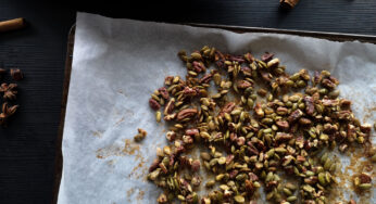 Sugared pecans and pumpkin seeds recipe