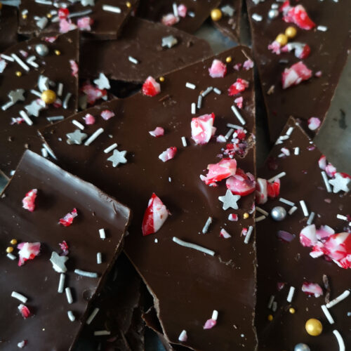 Peppermint Candy Cane Chocolate Bark Recipe