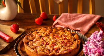 Rustic Rhubarb Strawberry Cake Recipe
