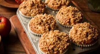 Bakery Style Apple Crumble Muffins – Small Batch Recipe