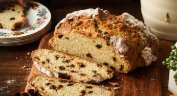 Traditional Irish Fruit Soda Bread Recipe